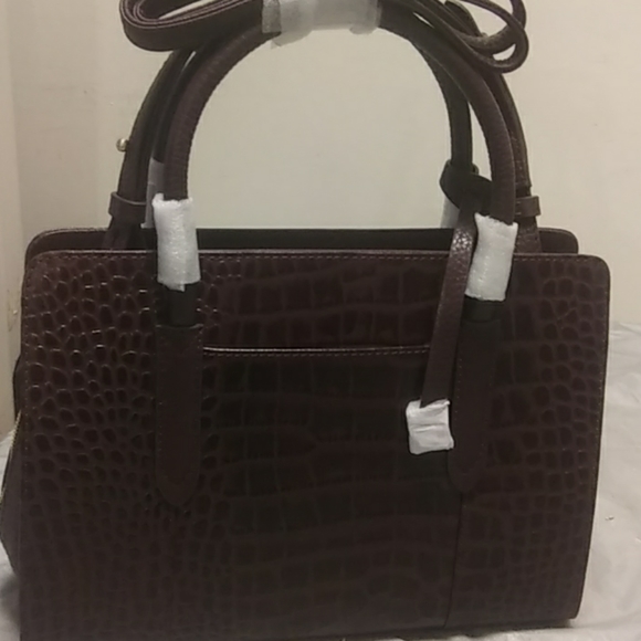 Accessory - Picture 2 of 6